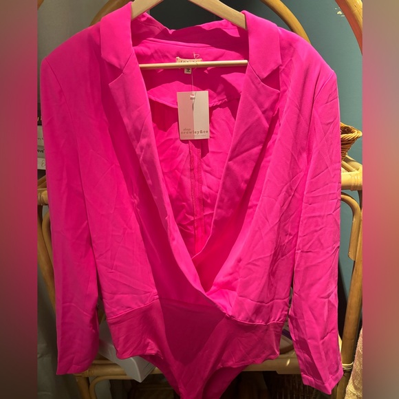 JODIFL Tops - JODIFL Fuchsia Long Sleeve Bodysuit Blazer